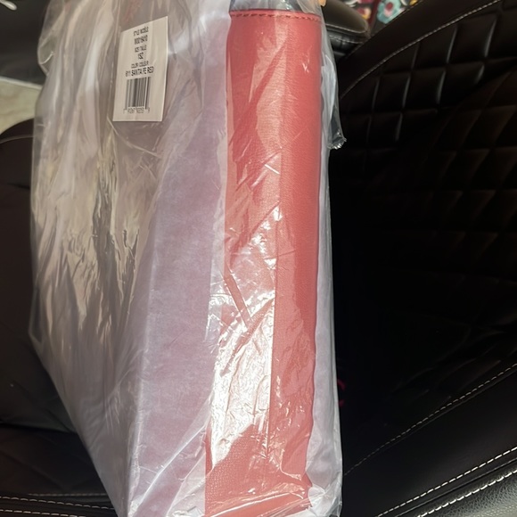 MARC JACOBS LARGE COMMUTER LEATHER TOTE( color salmon/pink) - Picture 9 of 12